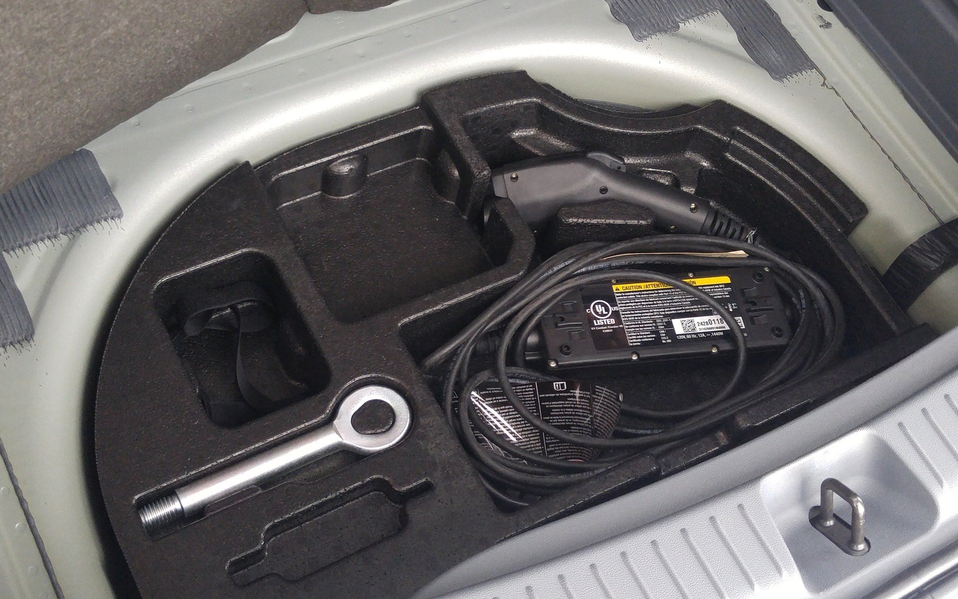281437_La_Chevrolet_Bolt_EV_2017_et_ses_sept_secrets.jpg