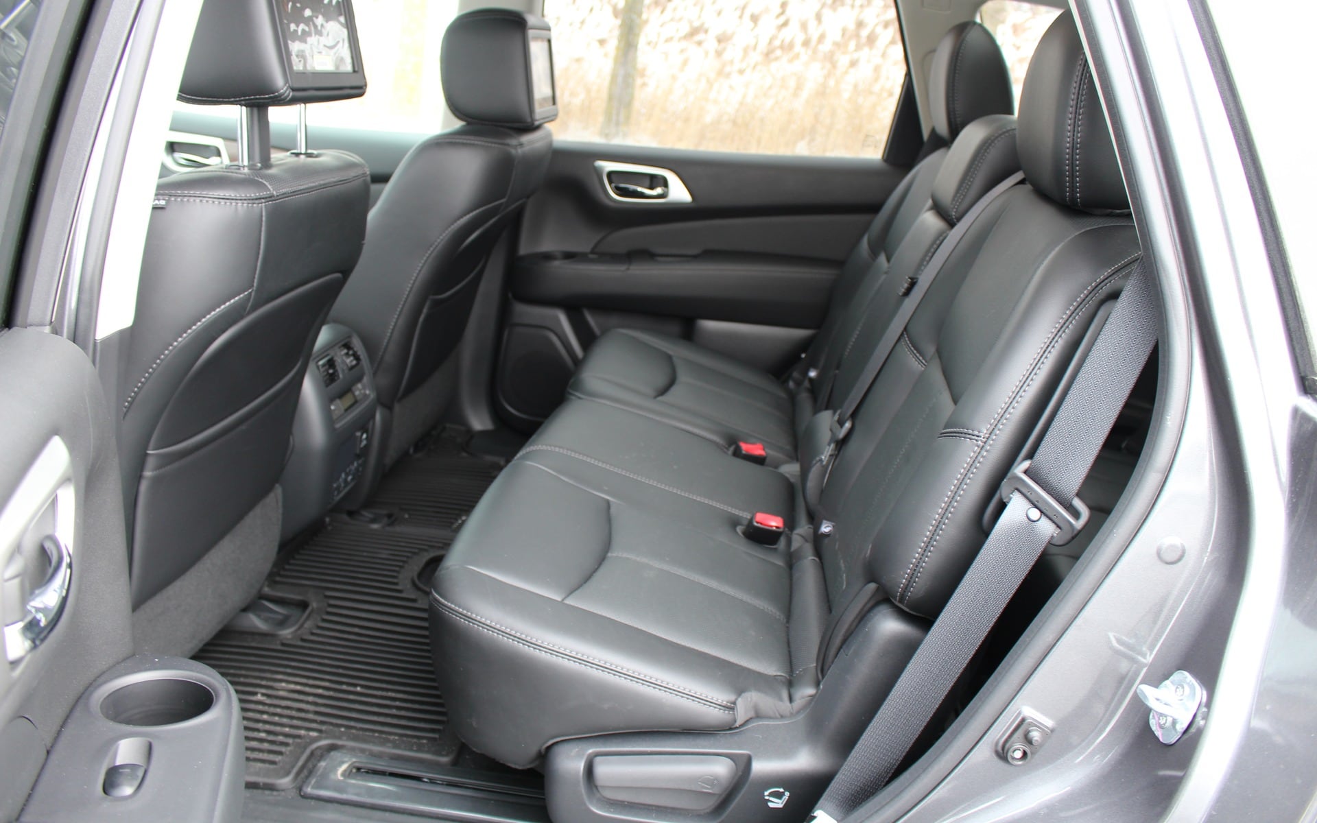 280478_2017_Nissan_Pathfinder.jpg